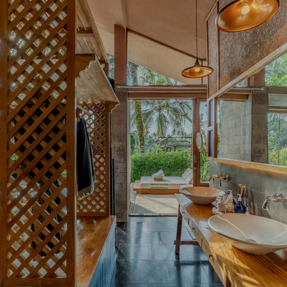 amora-update-royal-15