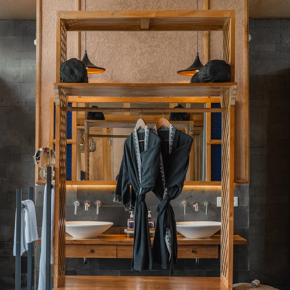 amora-update-royal-4