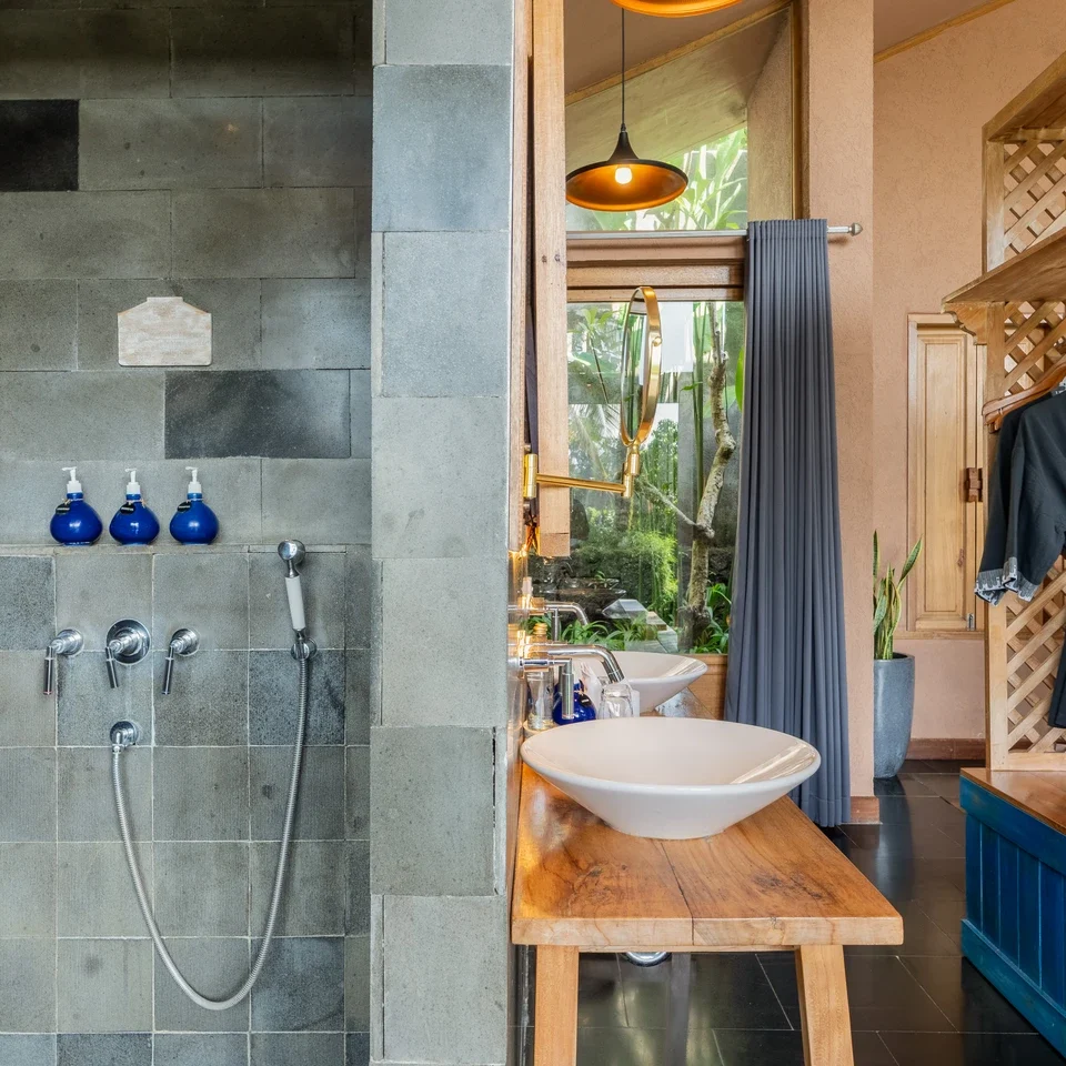 amora-update-royal-8