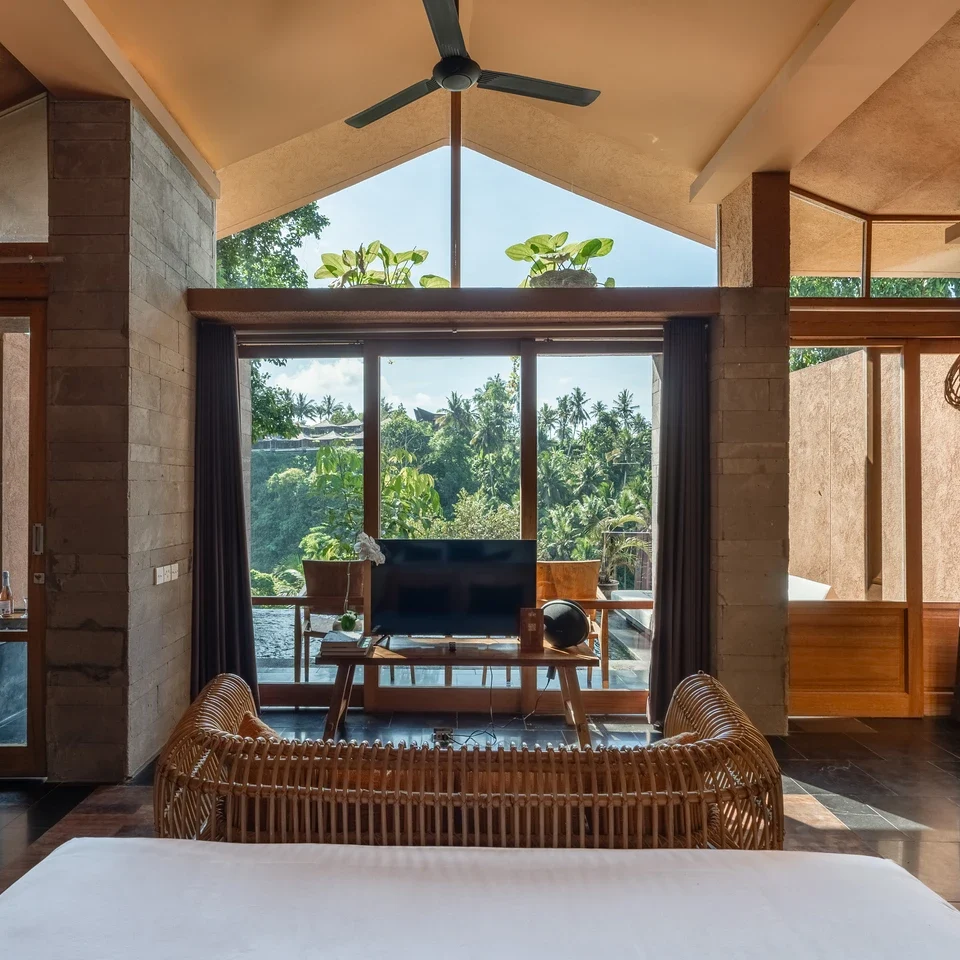 amora-update-valley-6 amora-update-valley-6